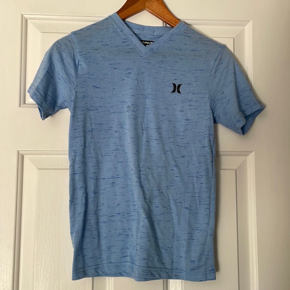 Boy medium blue Hurley v-neck tee